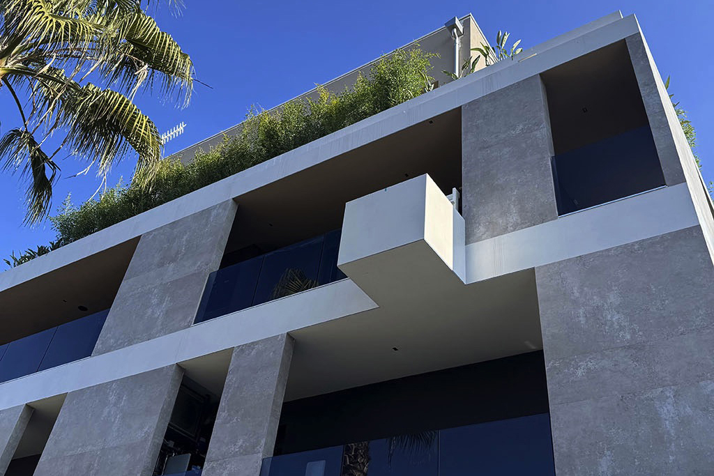 Rivestimento facciata esterna moderna e isolamento termico - Lavori eseguiti